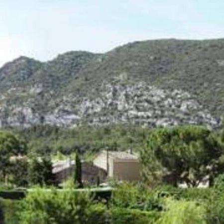 Le Maset Des Aires Avec Vue Sur Le Luberon Et Son Jacuzzi Exterieur Disponible De Juin A Mi-Septembre Leilighet Maubec  Eksteriør bilde